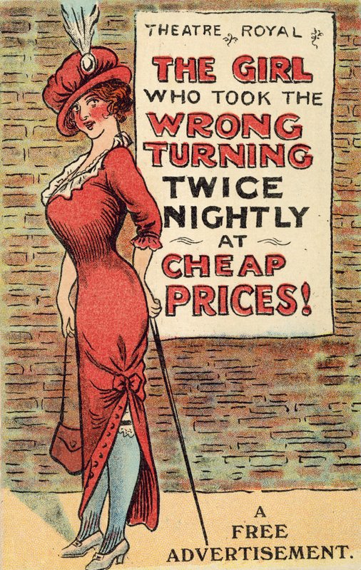 Fille lisant un prospectus de théâtre - English School
