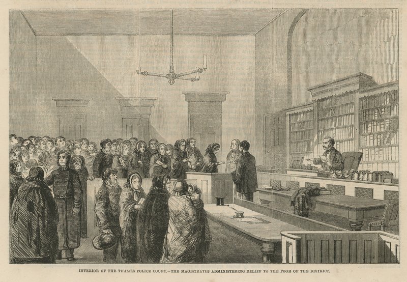 Intérieur du tribunal de police de la Tamise - English School