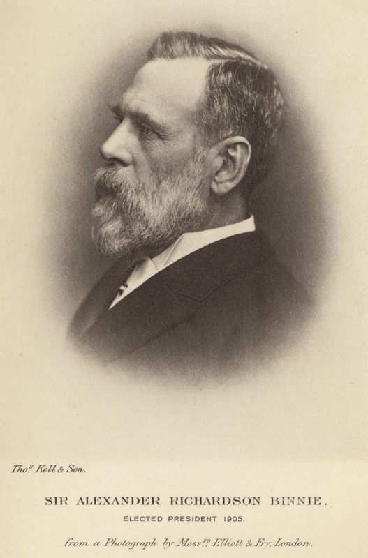 Sir Alexander Richardson Binnie élu président de l