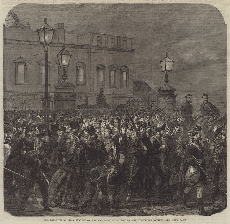La gare de Brighton le samedi soir avant la revue des volontaires - English School