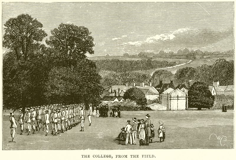 Le collège, depuis le champ - English School
