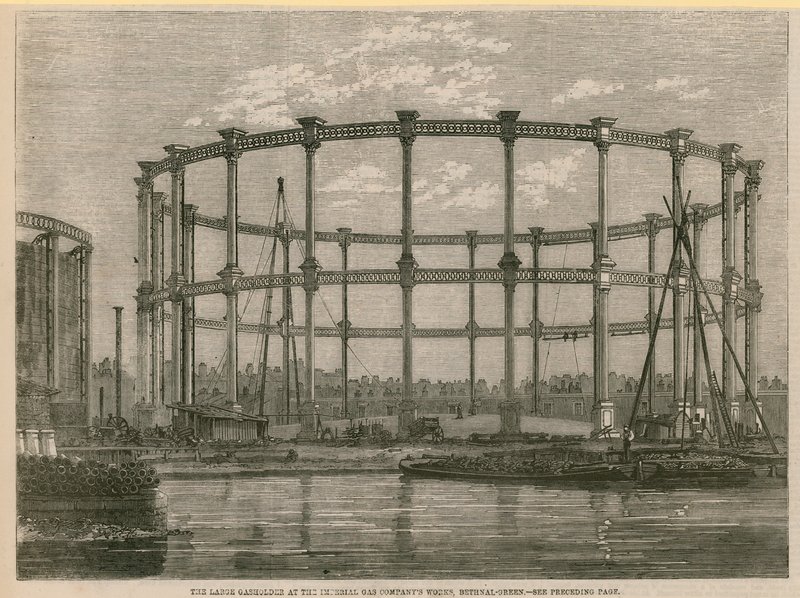 Le grand réservoir de gaz aux travaux de la Imperial Gas Company, Bethnal Green, Londres - English School