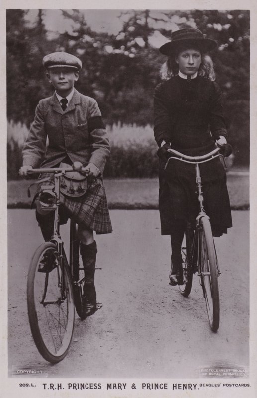 Leurs Altesses Royales la princesse Mary et le prince Henry - Ernest Brooks