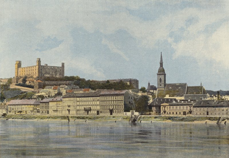 Presbourg, vue générale - European Photographer