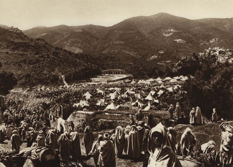 Moulay-Idris, camp de pèlerins - European Photographer