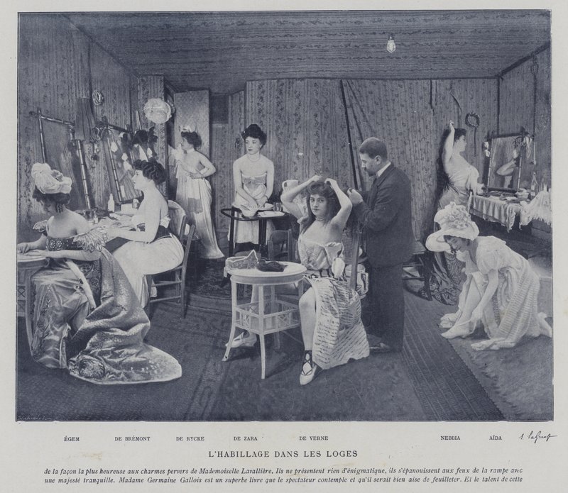 Actrices dans les loges du Théâtre des Variétés, Paris - French Photographer