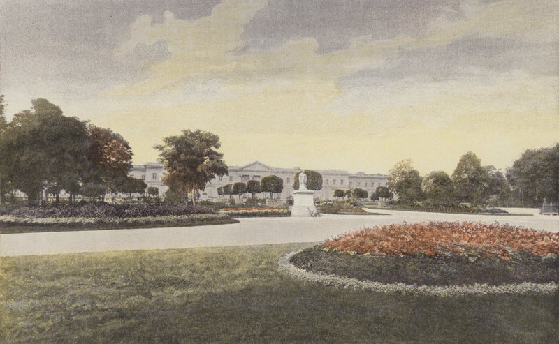 Compiègne, Façade du Palais sur le petit Parc - French Photographer