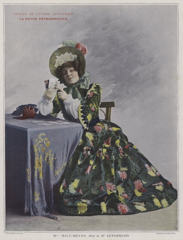 Émilie Mily-Meyer en Mademoiselle Lenormand dans La Revue Rétrospective - French Photographer