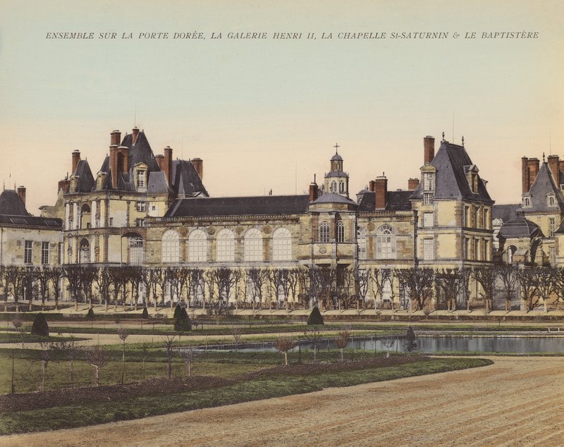 Fontainebleau : Ensemble sur la Porte Dorée, La Galerie Henri II, La Chapelle St-Saturnin & Le Baptistere - French Photographer