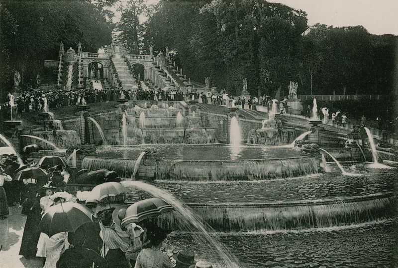 La Cascade le Jour des Grandes Eaux - French Photographer