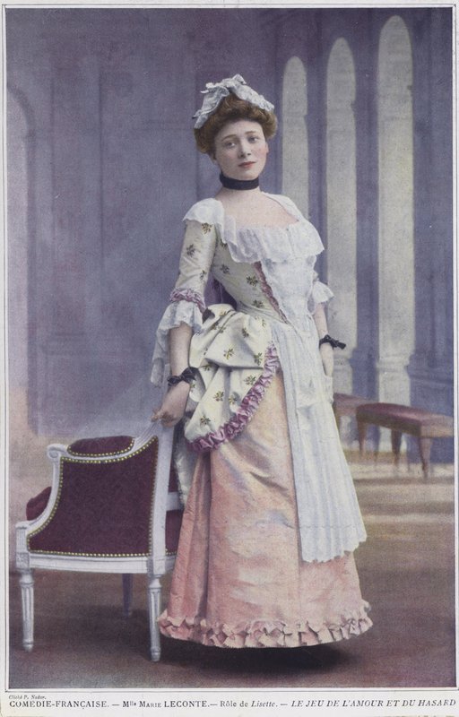 Marie Leconte en Lisette dans Le Jeu de l