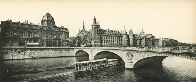 Paris, La Conciergerie et le Tribunal de Commerce - French Photographer