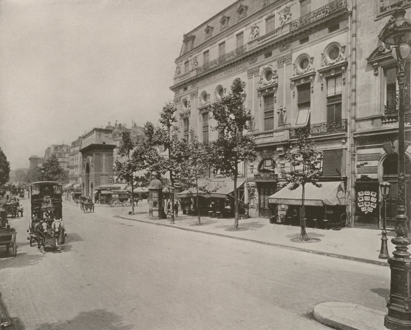 Paris : Théâtre de la Renaissance et Porte Saint Martin (photo) - French Photographer