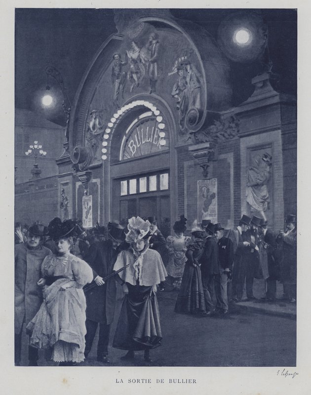 Personnes sortant du Bal Bullier, Paris - French Photographer