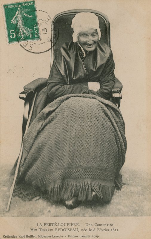 Madame Thérèse Bedoiseau, centenaire, La Ferté-Loupière, 1913 - French Photographer