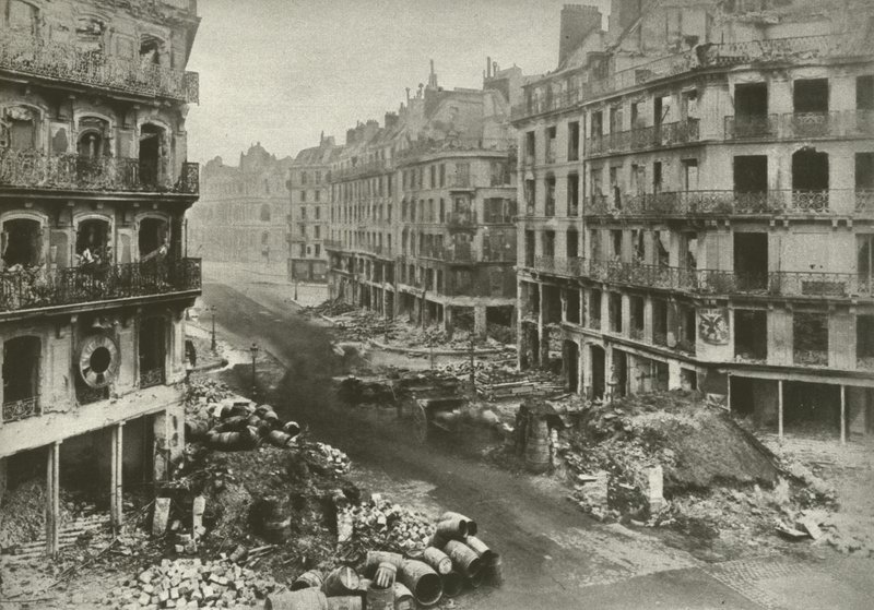 Rue de Rivoli, Paris, après la semaine qui a terminé la Commune - French Photographer