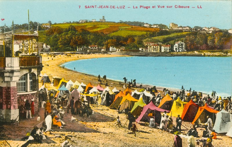 Saint-Jean-de-Luz, la plage et vue sur Ciboure - French Photographer