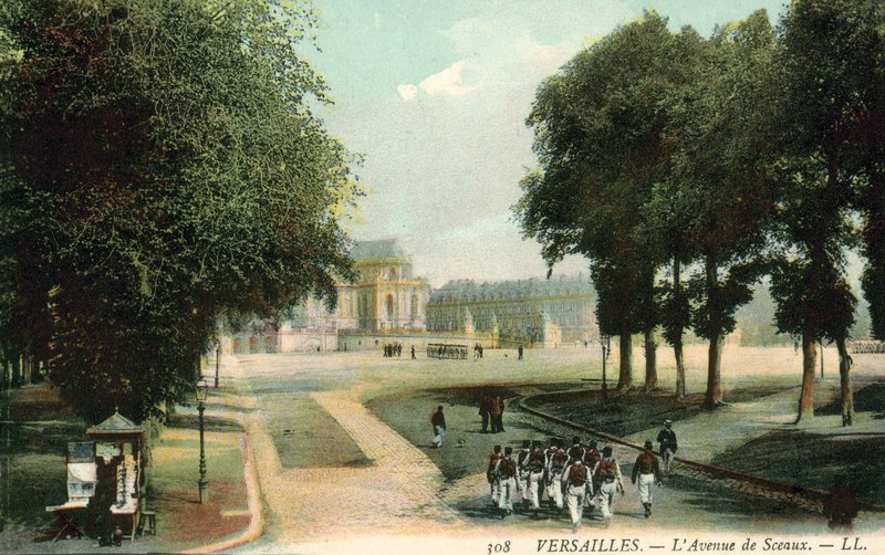 Versailles, L