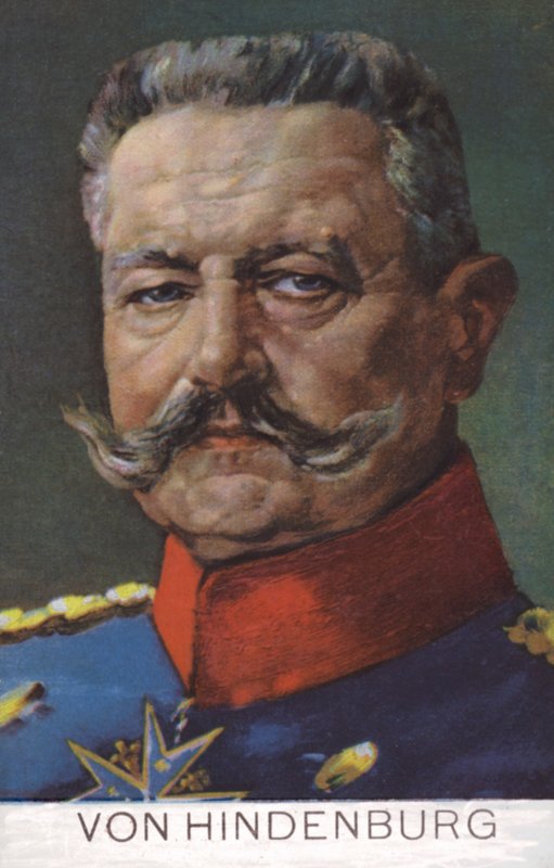 Maréchal Paul von Hindenburg, commandant de l
