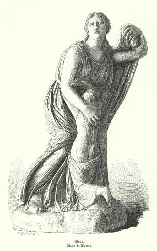Statue de Niobé protégeant un de ses enfants d