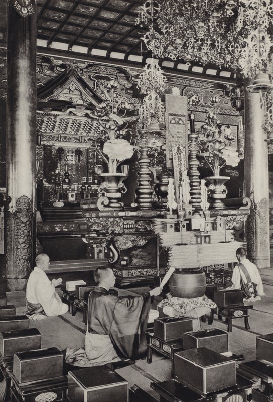 Japon dans les années 1920 : Omori, temple Ikegami (bouddhiste) - Herbert Ponting