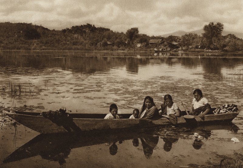 Mexique : Laguna de Patzcuaro (photo n/b) - Hugo Brehme