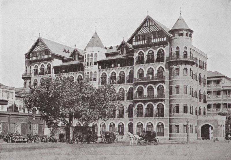 Bombay / Mumbai : Les chambres résidentielles du Royal Bombay Yacht Club (photo n/b) - Indian photographer