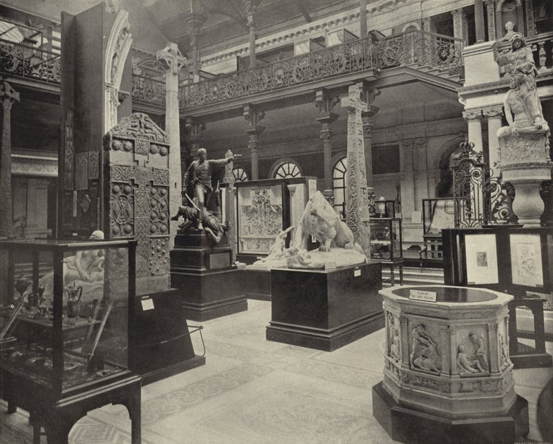 Cour centrale, Musée des sciences et des arts de Dublin - Irish Photographer