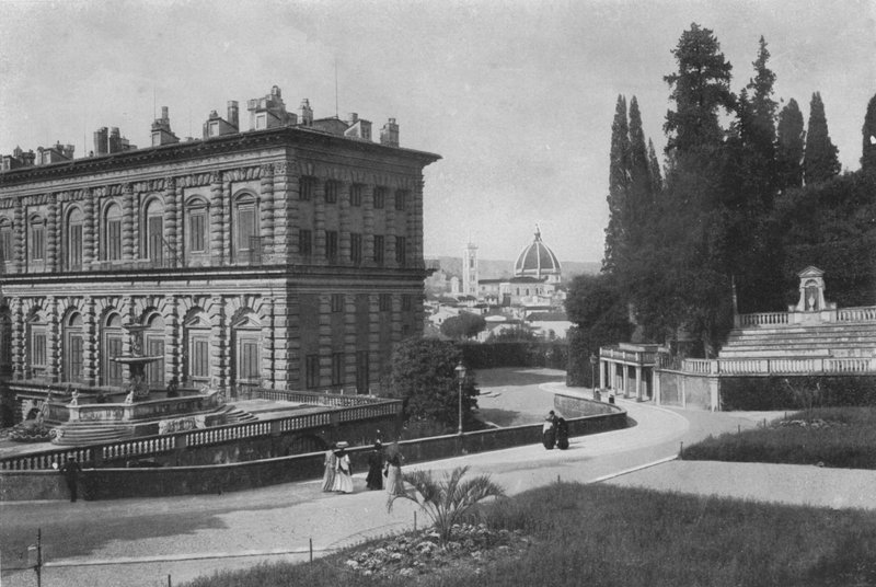Firenze, R Palazzo Pitti, Partie arrière avec vue sur la cathédrale - Italian Photographer