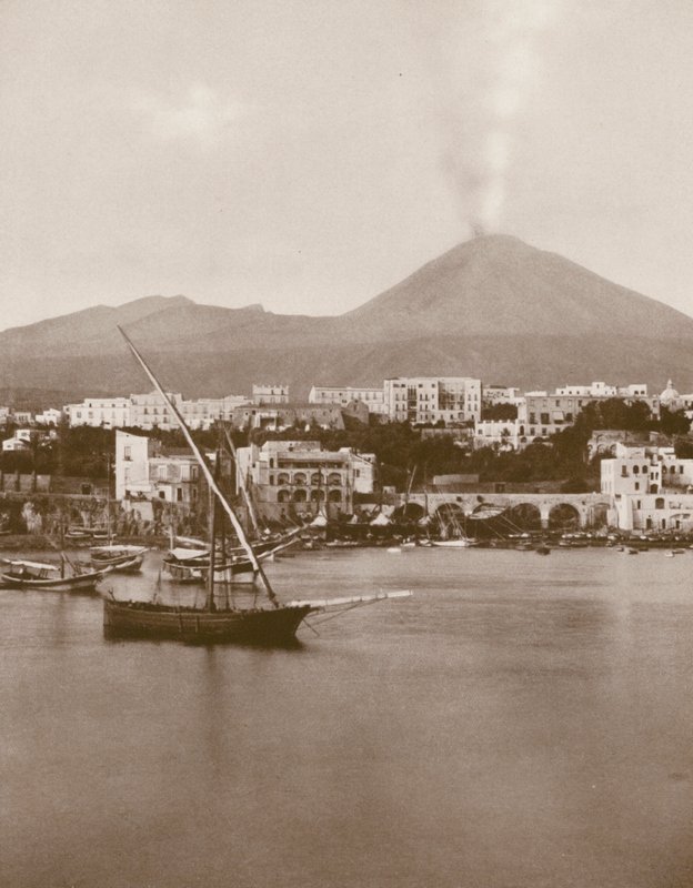 Torre Del Greco, Panorama et Vésuve (photo n/b) - Italian Photographer