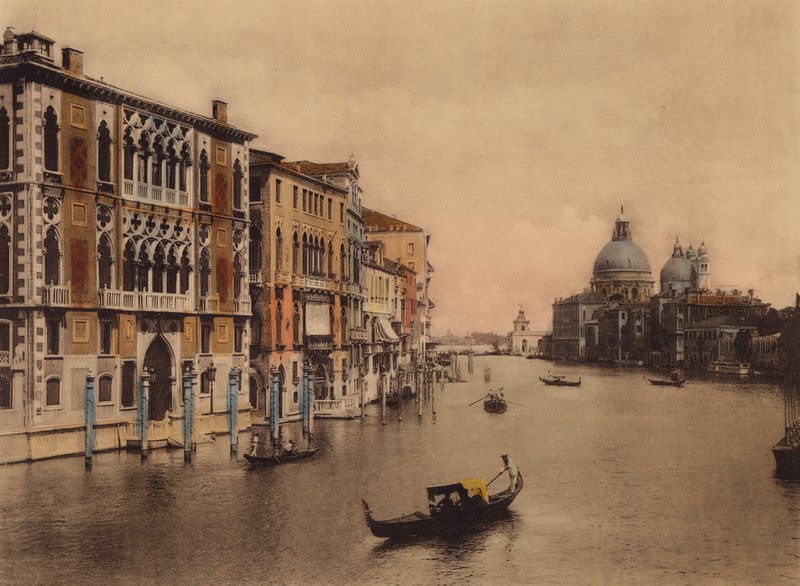 Venezia / Venise : Grand Canal et église de la Salute (photo en couleur) - Italian Photographer