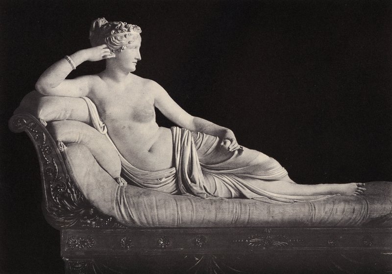 Villa Umberto I, Musée Borghèse, Pauline Borghèse sœur de Napoléon Ier (photo n/b) - Italian Photographer