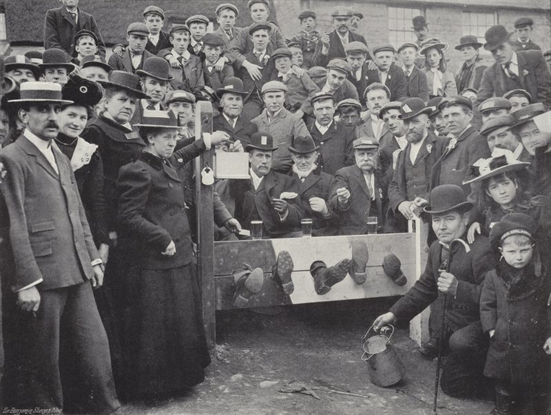 Foire du mât de Corby, dans les stocks - J. Benjamin Stone