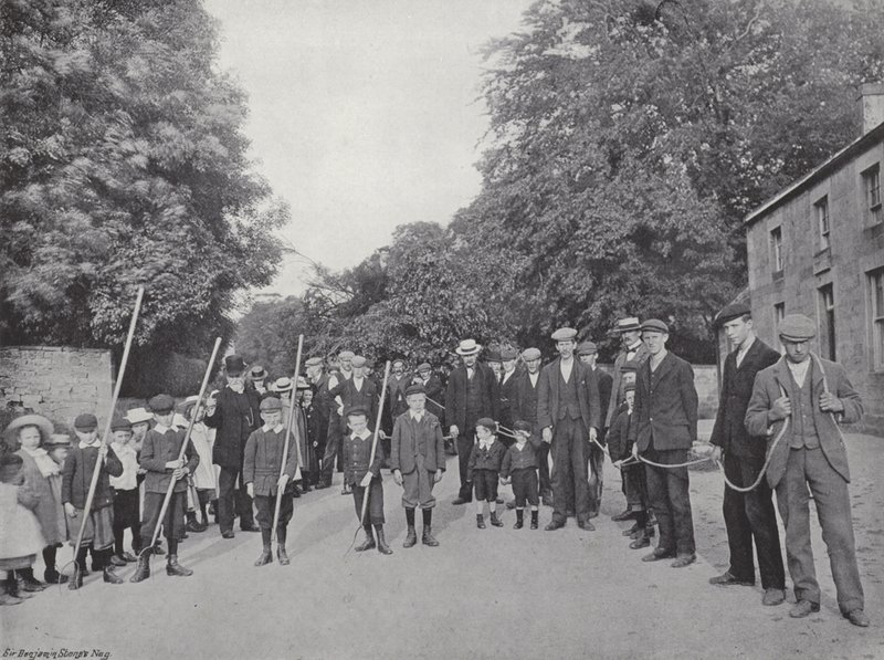 Le feu de Baal de Northumbrie, apportant les fagots - J. Benjamin Stone