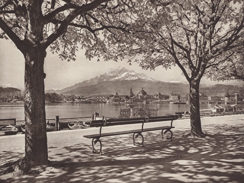 Suisse : Lucerne, avec le mont Pilatus - Jean Gaberell