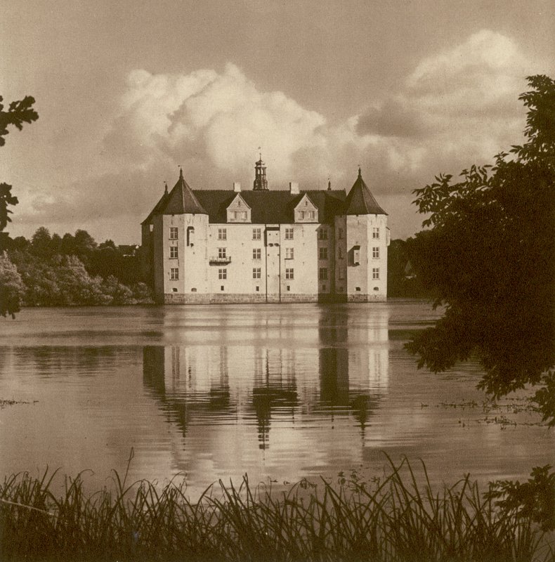 Château de Glücksburg près de Flensburg (Schleswig) (photo n/b) - Kurt Hielscher