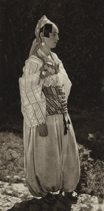 Yougoslavie : Prizren, femmes en costume national - Kurt Hielscher