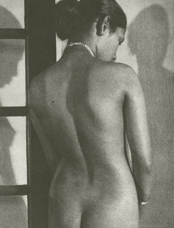 Nu (photo n/b) - Lionel Wendt