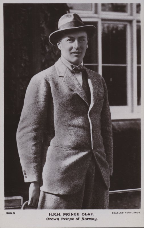 Prince Olaf, prince héritier de Norvège, plus tard roi Olav V - Norwegian Photographer