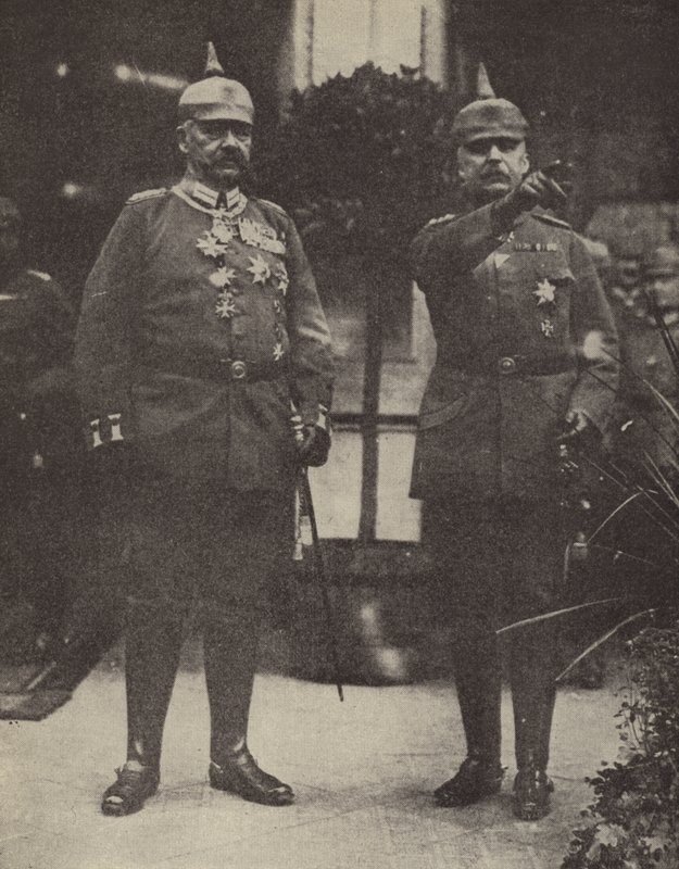 Field-Marshal von Hindenburg et General Ludendorff, commandants de l