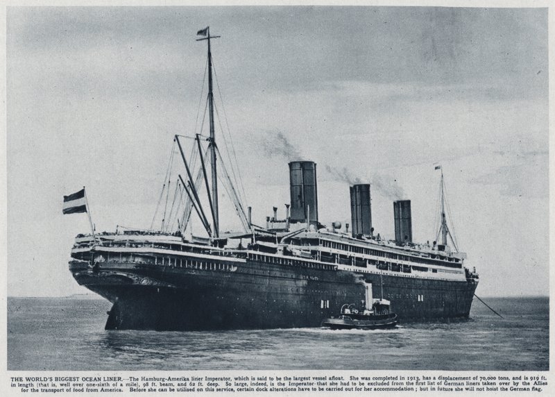 Imperator, paquebot construit pour la Hamburg America Line en 1913, utilisé par les Alliés pour transporter les troupes américaines aux États-Unis après la Première Guerre mondiale - Photographer German