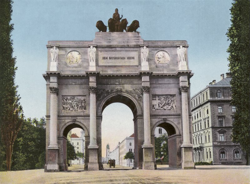 Munich : Siegestor - Photographer German