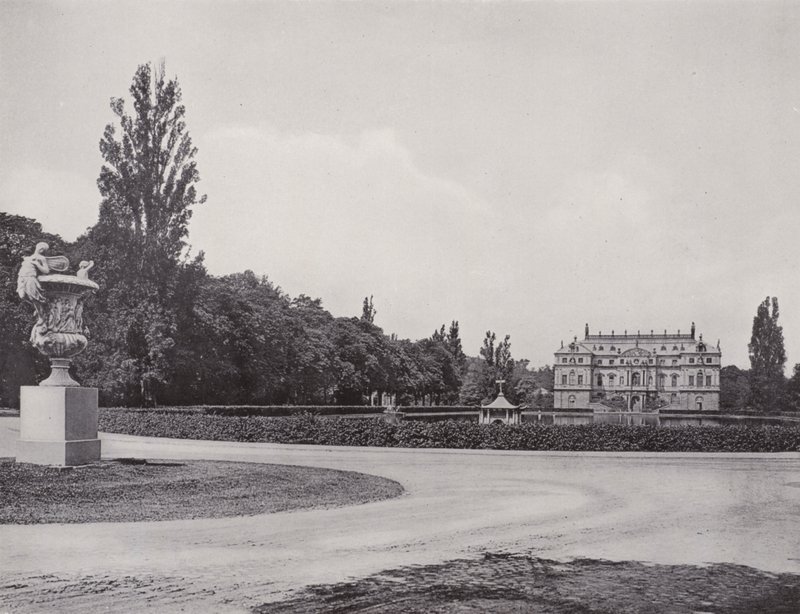 Palais im Grossen Garten - Photographer German