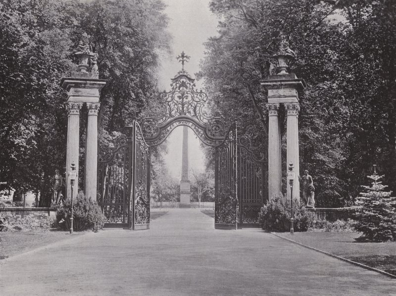 Potsdam, entrée du parc de Sanssouci - Photographer German