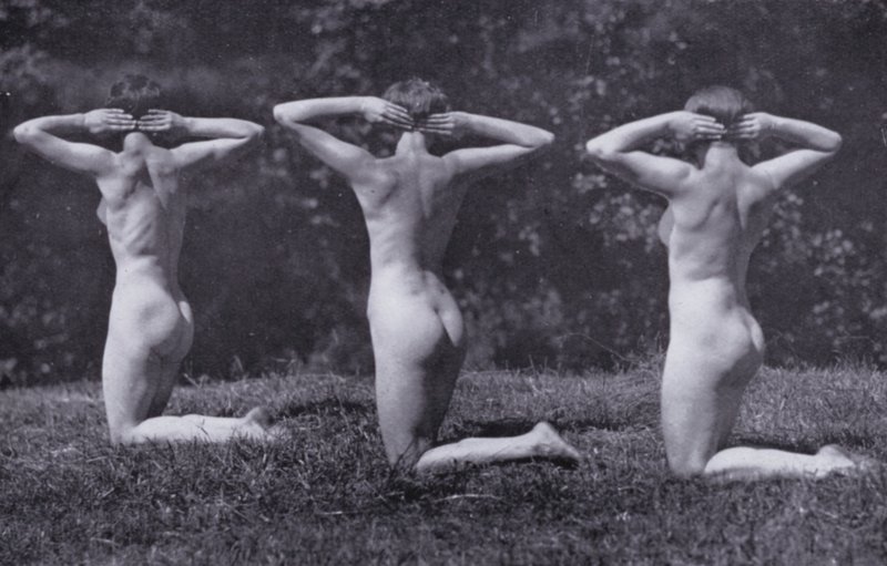 Le corps beau, culture physique pour les femmes (photo n/b) - Photographer German