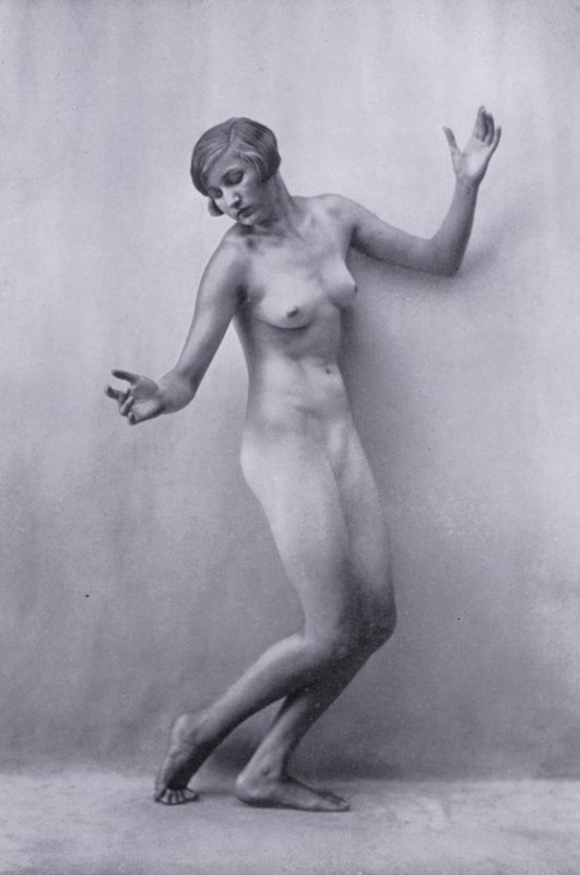 Le Corps Beau, Culture Physique pour Femmes - Photographer German