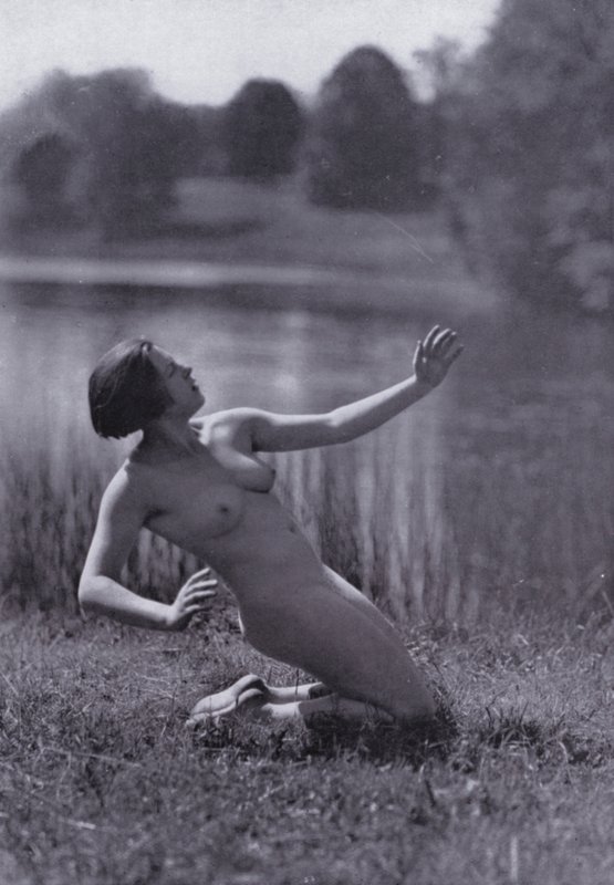 Le Corps beau, Culture physique pour les femmes - Photographer German