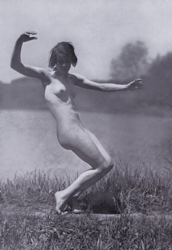 Le Corps Beau, Culture Physique pour Femmes - Photographer German