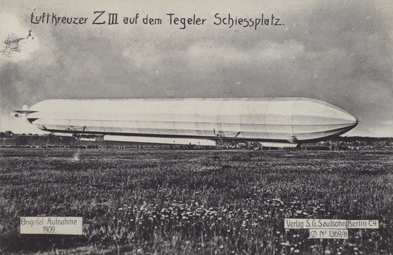 Zeppelin LZ III sur le champ de tir de Tegel, Berlin - Photographer German