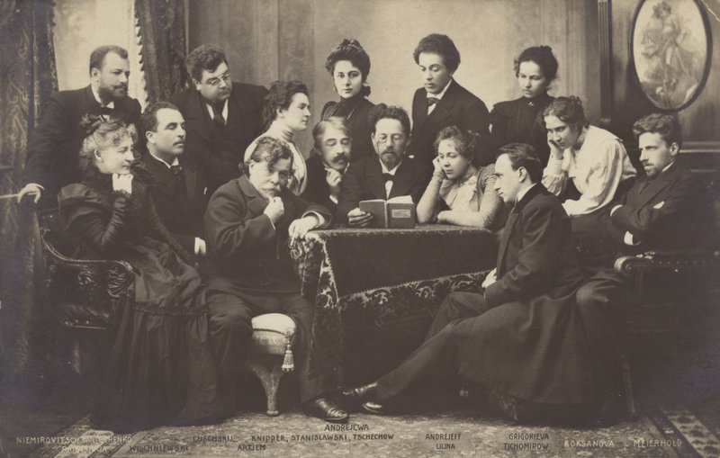 Anton Tchekhov lisant aux membres du Théâtre d